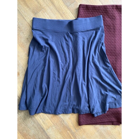 LOFT Skirts Bundle of 2 MEDIUM Gray Flare Burgundy Straight Pencil - Picture 2 of 10
